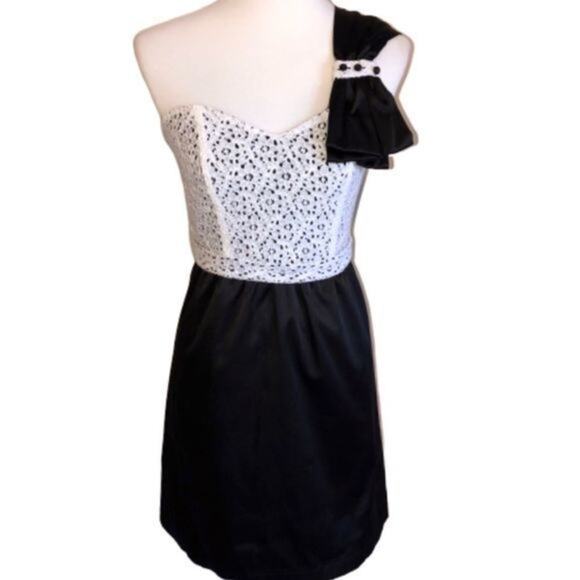 Judith March One Shoulder Satin Lace Dress Small - Picture 2 of 7
